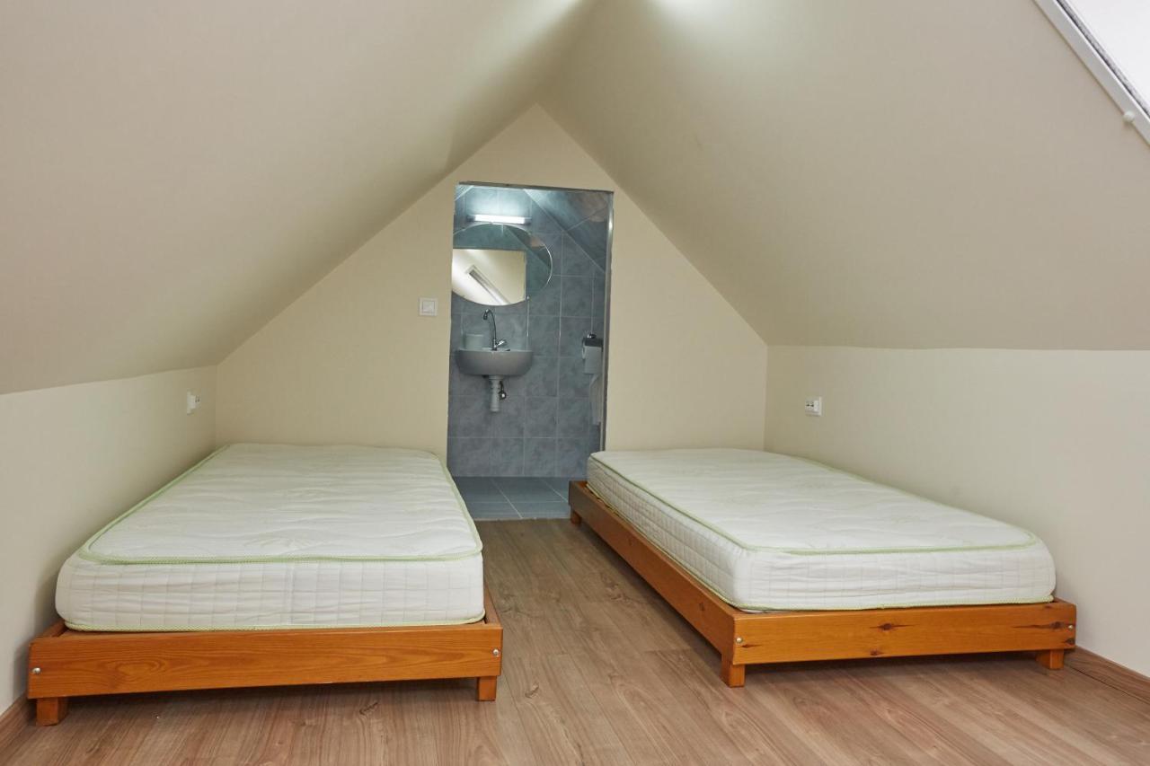 Zoli Apartmanok -Nori Koelcsey 32 Hajdúszoboszló Extérieur photo