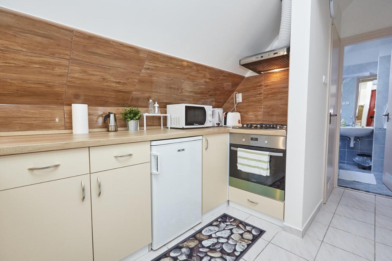 Zoli Apartmanok -Nori Koelcsey 32 Hajdúszoboszló Extérieur photo