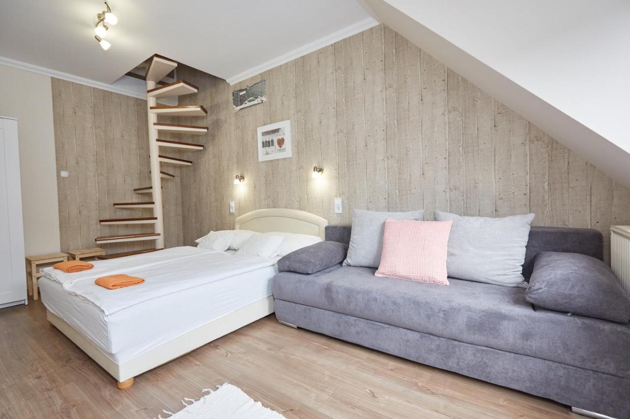 Zoli Apartmanok -Nori Koelcsey 32 Hajdúszoboszló Extérieur photo